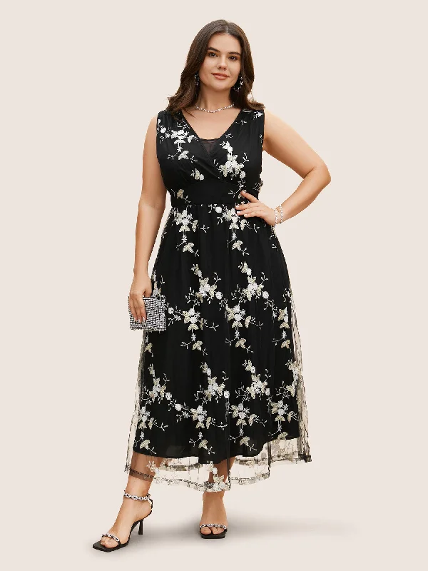 Mesh Floral Embroidered Sleeveless Maxi Dress