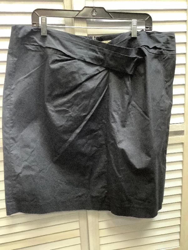 Black Skirt Mini & Short Michael By Michael Kors, Size 18